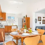 Villa Marina Way By